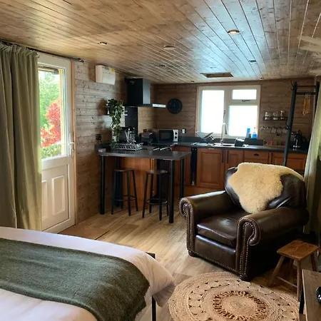 1 Bedroom Woodland * Launceston